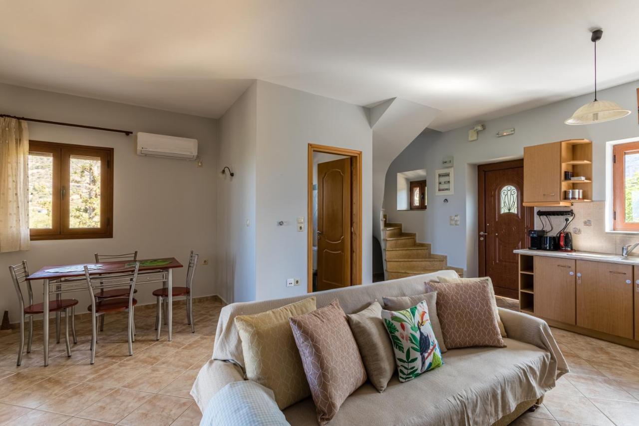 Chioureas Apartments Léfktro Kültér fotó