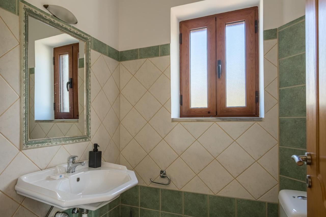 Chioureas Apartments Léfktro Kültér fotó